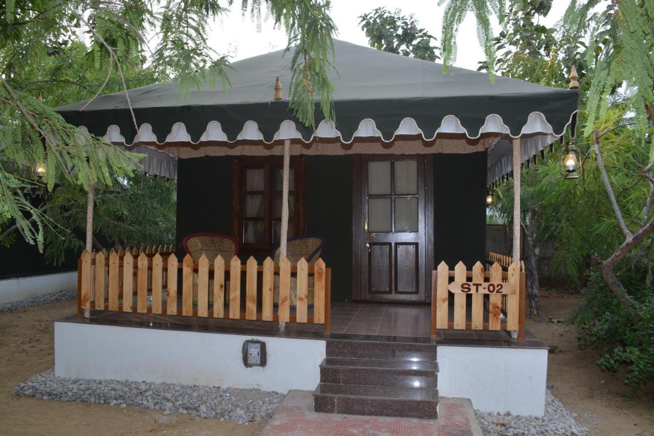 Gulmohar Sariska Resort Bairāt Extérieur photo
