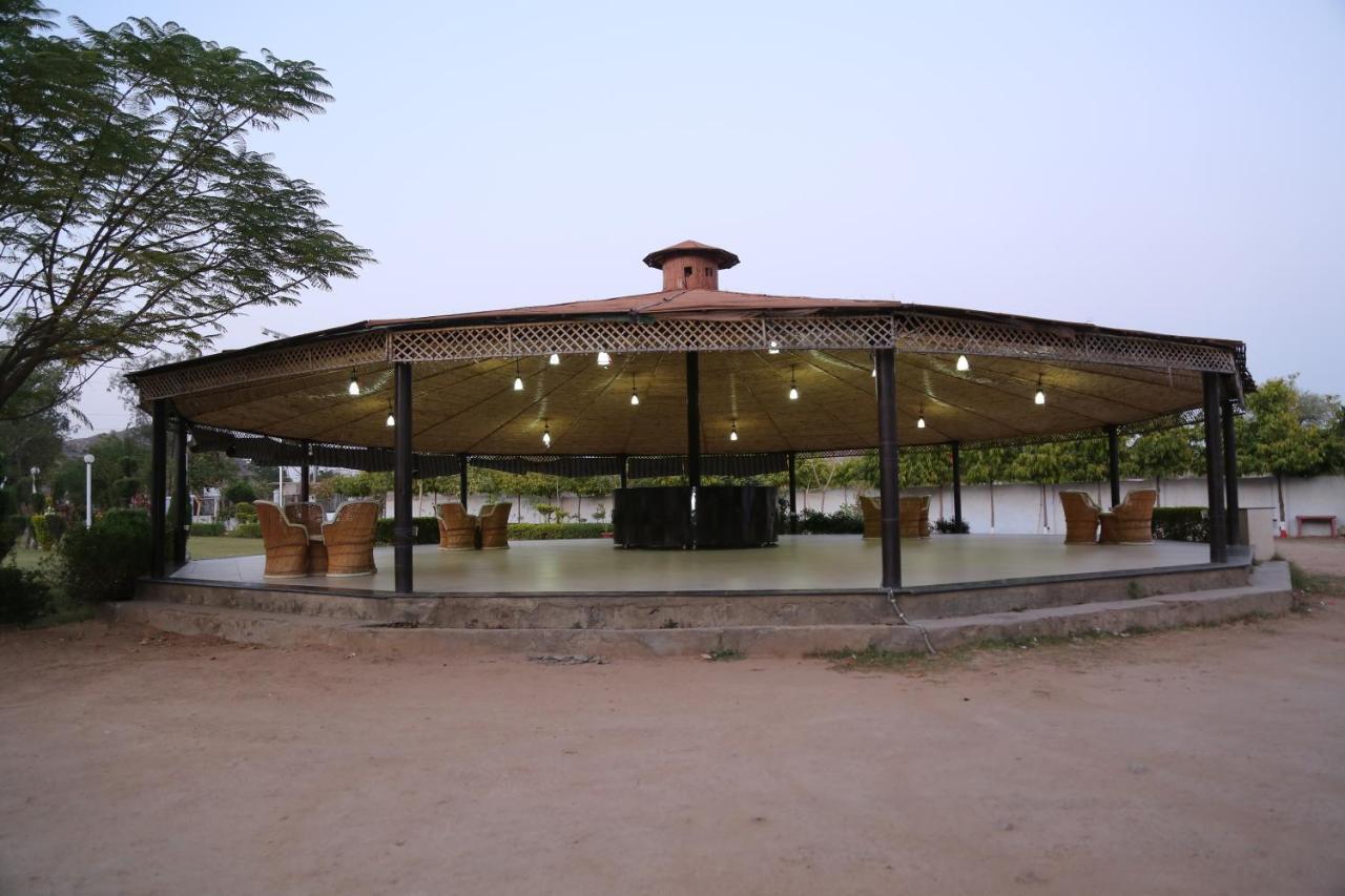 Gulmohar Sariska Resort Bairāt Extérieur photo